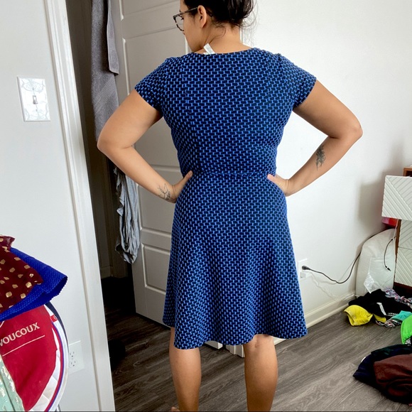 Shabby Apple Multipurpose Dress - Picture 3 of 3